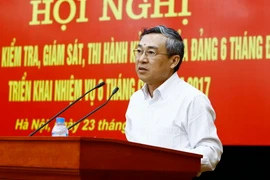 Ông Mai Trực, Ủy viên Trung ương Đảng, Phó Chủ nhiệm Ủy ban Kiểm tra Trung ương phát biểu tại hội nghị. (Ảnh: An Đăng/TTXVN)