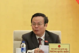Phó Chủ tịch Quốc hội Phùng Quốc Hiển phát biểu. (Ảnh: Trọng Đức/TTXVN)
