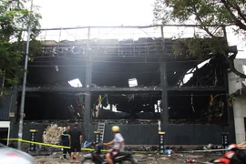 [Photo] Khung cảnh tan hoang của bar Luxury sau vụ cháy 