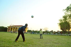 [Video] Người cựu chiến binh ươm mầm vàng cho bóng đá nữ Việt Nam 