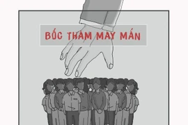 Đại diện Trung tâm dân số kế hoạch hóa gia đình huyện Thạch Thất cũng thừa nhận với phóng viên: Với đề thi như vậy, việc đỗ được cũng chỉ là...ăn may. (Ảnh: Võ Phương/Vietnam+)