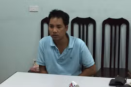 Đối tượng Nguyễn Văn Việt tại cơ quan điều tra. (Ảnh: Cơ quan chức năng cung cấp)