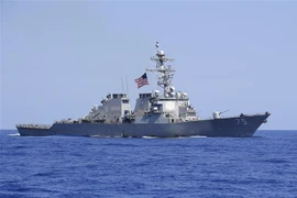 Tàu khu trục USS Donald Cook mang tên lửa dẫn đường của Hải quân Mỹ tham gia một cuộc tập trận tại Địa Trung Hải ngày 7/8/2019. (Ảnh minh họa: AFP/ TTXVN)