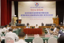 Quang cảnh tọa đàm. (Ảnh: Hoàng Hùng/TTXVN)