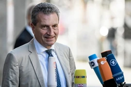 Ủy viên phụ trách ngân sách của Liên minh châu Âu (EU) Guenther Oettinger. (Ảnh: EPA/TTXVN)