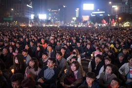 Quang cảnh một cuộc biểu tình đòi bà Park từ chức ở Hàn Quốc. (Ảnh: AFP/TTXVN)