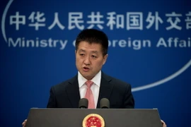 Người phát ngôn Bộ Ngoại giao Trung Quốc Lục Khảng. (Ảnh: AFP/TTXVN)