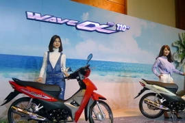 Mẫu xe số Wave Alpha mới ra mắt. (Ảnh: Văn Xuyê/Vietnam+)