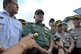 Tư lệnh lực lượng quốc phòng Indonesia, Tướng Gatot Nurmantyo - thứ 2 bên trái. (Ảnh: EPA/TTXVN)