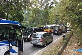 Đoạn Quốc lộ 4D nối từ thành phố Lào Cai lên Sa Pa. (Ảnh: Phạm Hồng Ninh/TTXVN)