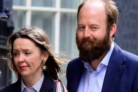 Ông Nick Timothy và bà Fiona Hill, Chánh văn phòng nội các của Thủ tướng May. (Nguồn: Barcroft Images)