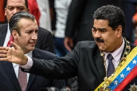 Tổng thống Venezuela Nicolas Maduro - bên phải. (Ảnh: EPA/TTXVN)