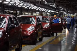 Dây chuyền lắp ráp xe ôtô thuộc nhà máy ôtô Chery của Trung Quốc ở Wuhu, tỉnh An Huy. (Ảnh: AFP/TTXVN)