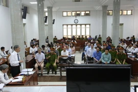 Quang cảnh phiên xét xử chiều 23/9. (Ảnh: Nguyễn Cúc/Vietnam+)