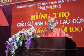 Giáo sư Vũ Khiêu. (Nguồn: TTXVN)
