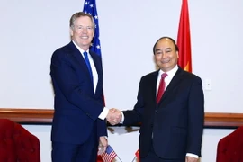 Thủ tướng Nguyễn Xuân Phúc tiếp Đại diện thương mại Hoa Kỳ Robert Lighthizer. (Ảnh: Thống Nhất/TTXVN)