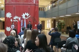 Công sứ Lại Ngọc Đoàn phát biểu chào mừng Ngày Việt Nam tại MGIMO. (Ảnh: Tâm Hằng/Vietnam+) 