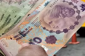Đồng peso của Argentina. (Nguồn: Reuters/TTXVN) 