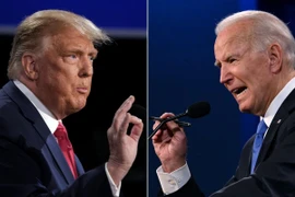 Tổng thống Mỹ Joe Biden (phải) và đối thủ đảng Cộng hòa Donald Trump. (Ảnh: AFP/ TTXVN)