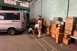 Phương tiện và hàng hóa bị bắt giữ. (Ảnh: Công an Bắc Giang)