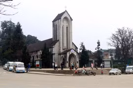 Khu du lịch nhà thờ đá Sa Pa. (Ảnh: Quốc Khánh/TTXVN)