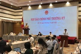 Phiên họp báo do Văn phòng Chính phủ tổ chức tối 6/11. (Ảnh: Đức Duy/Vietnam+)