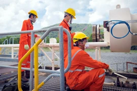 Nhà máy xử lý khí Nam Công Sơn thực hiện công tác bảo dưỡng, sửa chữa. (ẢNh: PV/Vietnam+)