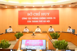Cuộc họp của Sở Chỉ huy phòng, chống dịch COVID-19 thành phố Hà Nội. (Ảnh: PV/Vietnam+)