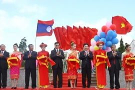 Khai trương cửa khẩu quốc tế La Lay ở Quảng Trị và Salavan