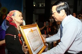 Quảng Trị truy tặng, phong tặng danh hiệu "Bà mẹ Việt Nam Anh hùng"