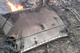 Hà Nội chỉ đạo khẩn trương khắc phục sự cố rơi máy bay 