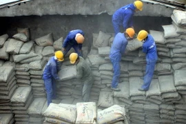 Vào mùa xây dựng nhưng thị trường vật liệu vẫn chưa “nóng”