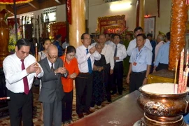 Lễ dâng hương tưởng nhớ Anh hùng dân tộc Nguyễn Trung Trực