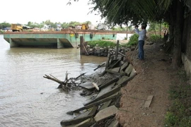 Đẩy nhanh tiến độ dự án đầu tư nâng cấp tuyến kênh Chợ Gạo