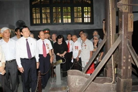 Chủ tịch nước Trương Tấn Sang gặp gỡ cựu tù chính trị Hỏa Lò