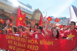 Người Việt ở Thụy Điển phản đối Trung Quốc đặt giàn khoan