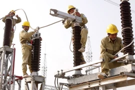 Đóng điện thành công máy biến áp AT2 tại trạm 500kV Hiệp Hòa