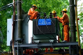 EVN: Hệ thống điện đủ cung cấp cho phát triển kinh tế-xã hội