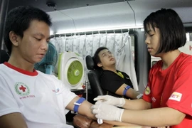 Hành trình Đỏ 2014 - Kết nối những trái tim thiện nguyện