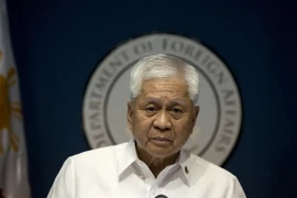 Philippines thúc tòa quốc tế sớm ra phán quyết vụ kiện Trung Quốc