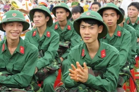 Thanh niên nhập ngũ cần phát huy truyền thống tuổi trẻ Thủ đô 