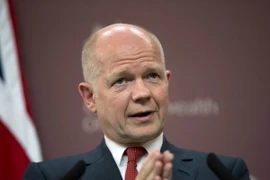 Ngoại trưởng Anh Hague tuyên bố cải thiện quan hệ với Iran