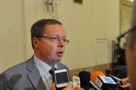 Đại sứ Nga ở OSCE bác cáo buộc xâm nhập lãnh thổ Ukraine