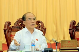 Thảo luận về dự thảo luật tổ chức tòa án và viện kiểm sát