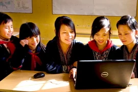 Mang Internet đến với đồng bào vùng cao tỉnh Điện Biên