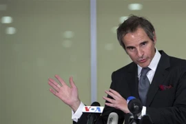 Tổng Giám đốc IAEA Rafael Mariano Grossi trả lời phỏng vấn tại Vienna, Áo, ngày 5/3. (Ảnh: AFP/TTXVN)