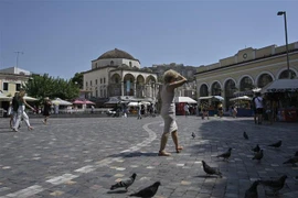 Đường phố tại Athens, Hy Lạp, ngày 29/7/2021. (Ảnh: AFP/TTXVN)