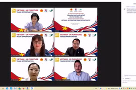 Hội thảo thu hút nhiều doanh nghiệp Anh và Việt Nam hoạt động trong lĩnh vực đồ gỗ. (Ảnh: Minh Hợp)
