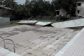 Vĩnh Phúc: Tường bể bơi đổ sập khiến ba học sinh thương vong