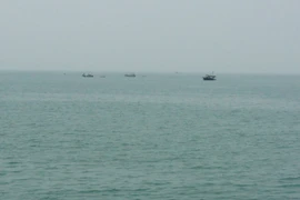 Quảng Ninh: Giông lốc, sóng to đánh chìm một tàu vận tải